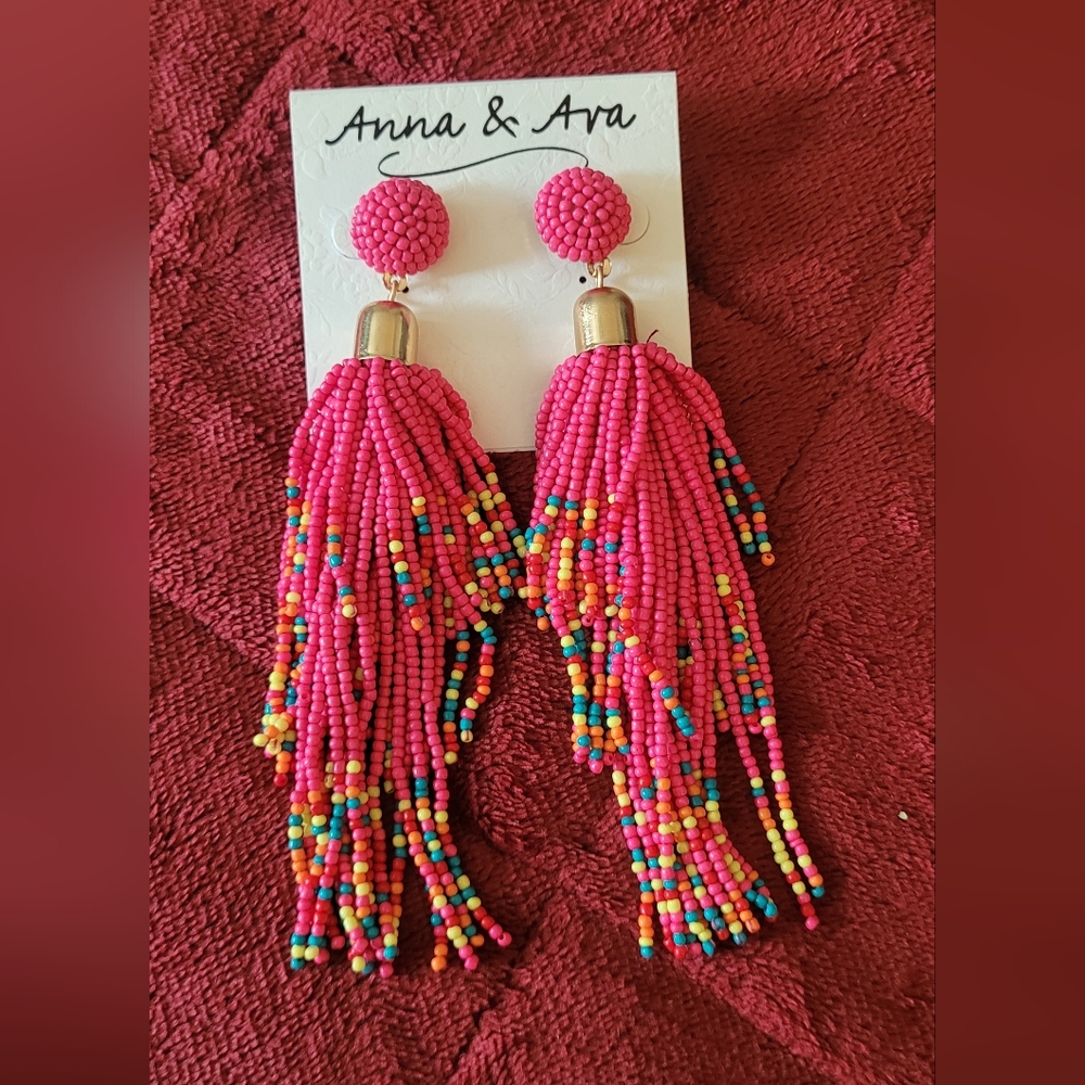 Anna and Ava Earrings NWOT